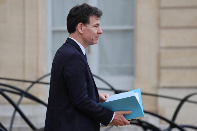 France's Higher Education and Research Minister Philippe Baptiste leaves after attending the weekly cabinet meeting at The Elysee Presidential Palace, in Paris, on January 28, 2026. (Photo by Ludovic MARIN / AFP)
