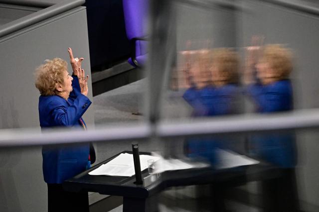 Holocaust survivor Tova Friedman addresses delegates and state authorities during a commemoration for the victims of National Socialism at the Bundestag (lower house of parliament) on January 28, 2026 in Berlin. The International Holocaust Remembrance Day takes place every year on January 27, the anniversary of the Red Army's liberation of the Auschwitz-Birkenau Nazi concentration camp. The day commemorates the six million Jewish people murdered during the Holocaust, and the millions more murdered under Nazi persecution. (Photo by Tobias SCHWARZ / AFP)