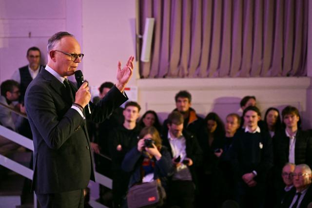President of the centrist Horizons party, former prime minister, mayor of Le Havre and candidate for re-election in France's upcoming municipal elections, Edouard Philippe addresses the audience during a campaign meeting in Le Havre, northwestern France on January 28, 2026. (Photo by Lou BENOIST / AFP)