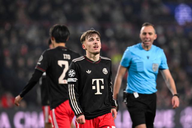 Bayern Munich's German midfielder #42 Lennart Karl is substituted during the UEFA Champions League league phase day 8 football match between PSV Eindhoven and Bayern Munich at Philips Stadion in Eindhoven on January 28, 2026. (Photo by JOHN THYS / AFP)
