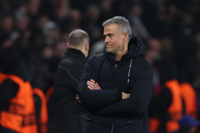 Paris Saint-Germain's Spanish headcoach Luis Enrique reacts  during the UEFA Champions League - League phase, Matchday 8 - football match between Paris Saint-Germain (PSG) and Newcastle United FC at the Parc des Princes stadium in Paris on January 28, 2026. (Photo by ALAIN JOCARD / AFP)
