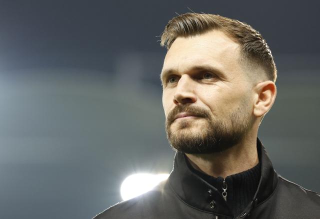 Sturm Graz's Austrian head coach Fabio Ingolitsch looks on ahead the UEFA Europa League Group first round day 8 football match between Sturm Graz and Brann Bergen in Graz, on January 29, 2026. (Photo by ERWIN SCHERIAU / APA / AFP) / Austria OUT