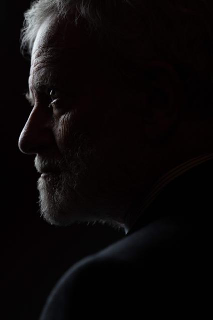 French actor Francis Huster poses at the Theatre Antoine during a photo session in Paris on January 28, 2026. (Photo by Joel Saget / AFP)