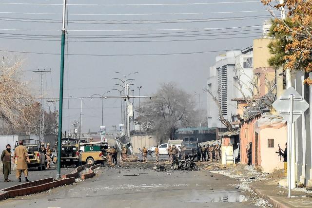 Security personnel inspect the blast site after an attack by Baloch separatists in Quetta on January 31, 2026. Ethnic Baloch separatists launched "coordinated" attacks across Pakistan's Balochistan province on January 31, killing at least four policemen, officials said, the latest violence in insurgency-hit southwest region. (Photo by Adnan AHMED / AFP)