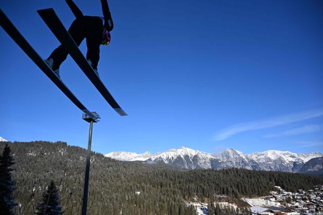 Japan's Yuzuki Kainuma competes during the Women's Individual Compact 5km event at the FIS Ski Nordic Combined World Cup, on January 31, 2026 in Seefeld, Austria. (Photo by BARBARA GINDL / APA / AFP) / Austria OUT