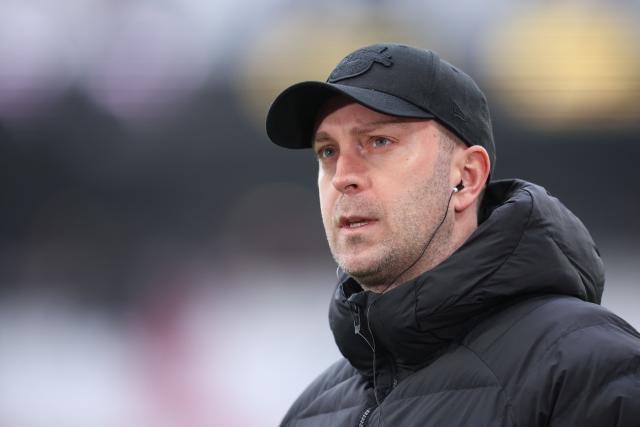 Leipzig's German head coach Ole Werner looks on prior to the German first division Bundesliga football match between RB Leipzig and Mainz 05 in Leipzig, eastern Germany, on January 31, 2026. (Photo by Ronny HARTMANN / AFP) / DFL REGULATIONS PROHIBIT ANY USE OF PHOTOGRAPHS AS IMAGE SEQUENCES AND/OR QUASI-VIDEO