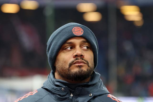 Bayern Munich's Belgian head coach Vincent Kompany looks on prior to the German first division Bundesliga football match between Hamburger SV and FC Bayern Munich in Hamburg, northern Germany on January 31, 2026. (Photo by IBRAHIM OT / AFP) / DFL REGULATIONS PROHIBIT ANY USE OF PHOTOGRAPHS AS IMAGE SEQUENCES AND/OR QUASI-VIDEO