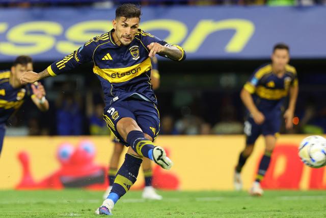 Boca Juniors' midfielder #05 Leandro Paredes scores his team's second goal during the Argentine Professional Football League 2026 Apertura Tournament match between Boca Juniors and Newell's Old Boys at La Bombonera stadium in Buenos Aires on February 1, 2026. (Photo by ALEJANDRO PAGNI / AFP)