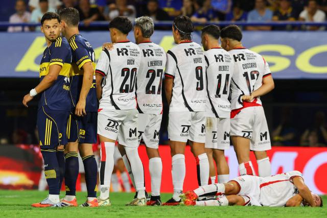 Boca Juniors' forward #29 Angel Romero (L) looks on during the Argentine Professional Football League 2026 Apertura Tournament match between Boca Juniors and Newell's Old Boys at La Bombonera stadium in Buenos Aires on February 1, 2026. (Photo by ALEJANDRO PAGNI / AFP)
