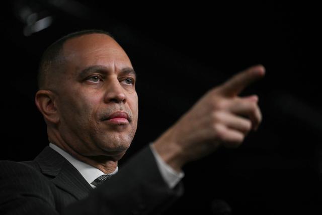 US House Minority Leader Hakeem Jeffries, Democrat of New York, speaks during a press conference at the US Capitol in Washington, DC, on February 2, 2026. President Donald Trump urged Congress to swiftly adopt a spending bill to end a US government shutdown, which was triggered by a row over the killing of two protesters in Minneapolis by immigration agents. (Photo by ANDREW CABALLERO-REYNOLDS / AFP)