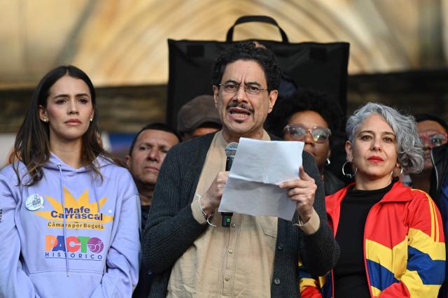 Colombia's presidential candidate for the Pacto Historico party, Ivan Cepeda, speaks during a campaign rally at Lourdes Square in Bogota on February 3, 2026. Colombia will hold a presidential election on May 31, 2026. (Photo by Alejandro GONZALEZ / AFP)