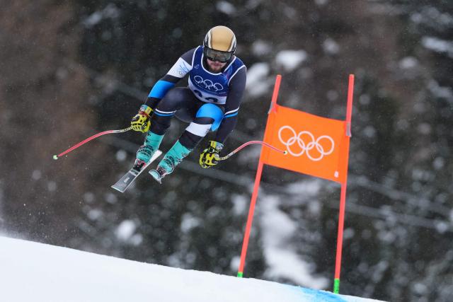 Israel's Barnabas Szollos takes part in  the first official training for the men's downhill alpine skiing event ahead of the Milano Cortina 2026 Winter Olympic Games at the Stelvio Ski Centre in Bormio (Valtellina) on February 4, 2026. (Photo by Dimitar DILKOFF / AFP)