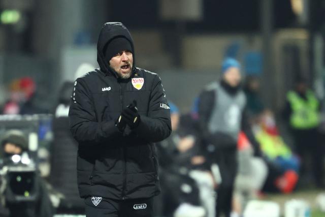 Stuttgart's German head coach Sebastian Hoeness gestures from the sidelines during the German Cup (DFB-Pokal) quartefinal football match between Holstein Kiel and VfB Stuttgart in Kiel, northern Germany on February 4, 2026. (Photo by IBRAHIM OT / AFP) / DFB REGULATIONS PROHIBIT ANY USE OF PHOTOGRAPHS AS IMAGE SEQUENCES AND QUASI-VIDEO.