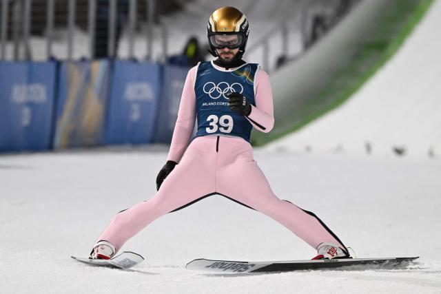 Bulgaria's Vladimir Zografski arrives in the finish area after jumping during the men's ski jumping normal hill training of the Milano Cortina 2026 Winter Olympic Games at Predazzo Ski Jumping Stadium in Predazzo (Val di Fiemme), on February 5, 2026. (Photo by Javier SORIANO / AFP)
