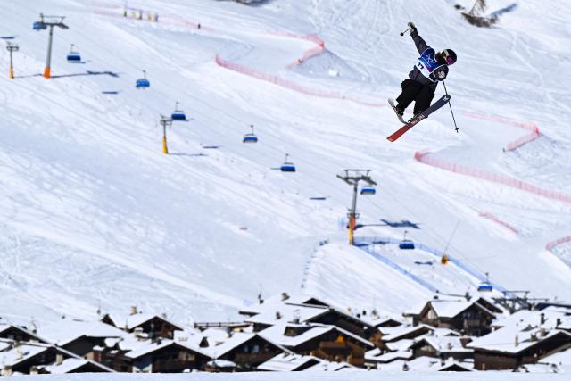 Switzerland's Giulia Tanno competes in the freestyle skiing women's freeski slopestyle qualification run 2 during the Milano Cortina 2026 Winter Olympic Games at Livigno Snow Park, in Livigno (Valtellina), on February 7, 2026. (Photo by Kirill KUDRYAVTSEV / AFP)