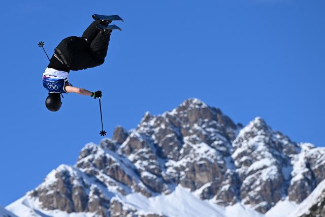 Finland's Kuura Koivisto competes in the freestyle skiing men's freeski slopestyle qualification run 1 during the Milano Cortina 2026 Winter Olympic Games at Livigno Snow Park, in Livigno (Valtellina), on February 7, 2026. (Photo by Kirill KUDRYAVTSEV / AFP)