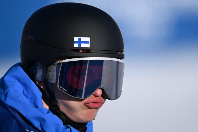 Finland's Elias Lajunen reacts after competing in the freestyle skiing men's freeski slopestyle qualification run 2 during the Milano Cortina 2026 Winter Olympic Games at Livigno Snow Park, in Livigno (Valtellina), on February 7, 2026. (Photo by Kirill KUDRYAVTSEV / AFP)