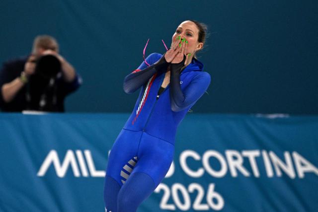 Italy's Francesca Lollobrigida reacts after competing to set an Olympic Record in the speed skating women's 3000m during the Milano Cortina 2026 Winter Olympic Games at Milano Speed Skating Stadium in Milan on February 7, 2026. (Photo by Gabriel BOUYS / AFP)