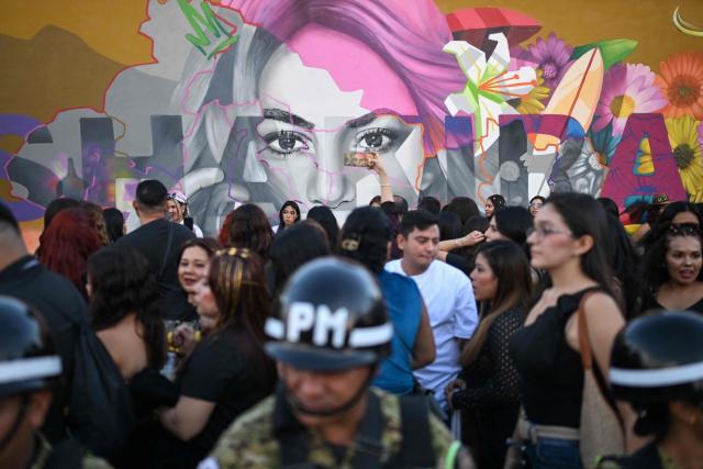 Fans of Colombian singer Shakira wait outside the Jorge “Magico” Gonzalez National Stadium ahead of her first concert of the tour in El Salvador, in San Salvador on February 7, 2026. (Photo by Marvin RECINOS / AFP)
