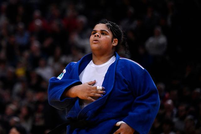 France's Lea Fontaine celebrates after winning over Korea's Kim Ha-yun their women's +78kg quarter-final at the Paris Grand Slam judo tournament in Paris on February 8, 2026. (Photo by Julie SEBADELHA / AFP)