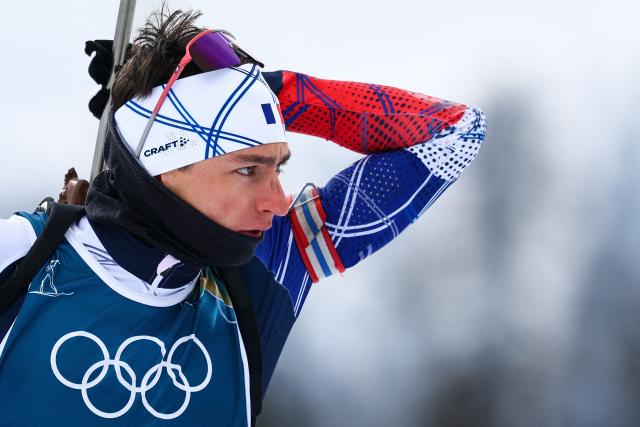France's Eric Perrot removes the rifle from his back at the shooting range during warm up ahead of the men's biathlon 20km individual event during the Milano Cortina 2026 Winter Olympic Games at the Anterselva Biathlon Arena (Sudtirol Arena) in Anterselva (Val Pusteria) on February 10, 2026. (Photo by FRANCK FIFE / AFP)