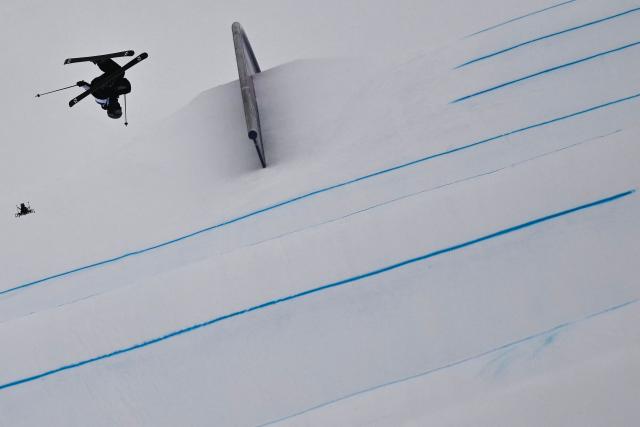 New Zealand's Luca Harrington competes in the freestyle skiing men's freeski slopestyle final run 2 during the Milano Cortina 2026 Winter Olympic Games at Livigno Snow Park, in Livigno (Valtellina), on February 10, 2026. (Photo by Jeff PACHOUD / AFP)
