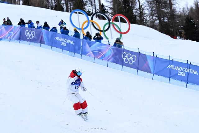 Canada's Laurianne Desmarais-Gilbert competes in the freestyle skiing women's moguls qualification 1 during the Milano Cortina 2026 Winter Olympic Games at Livigno Aerials & Moguls Park, in Livigno (Valtellina), on February 10, 2026. (Photo by Kirill KUDRYAVTSEV / AFP)