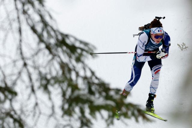 France's Lou Jeanmonnot competes in the women's biathlon 15km individual event during the Milano Cortina 2026 Winter Olympic Games at the Anterselva Biathlon Arena (Sudtirol Arena) in Anterselva (Val Pusteria) on February 11, 2026. (Photo by Odd ANDERSEN / AFP)