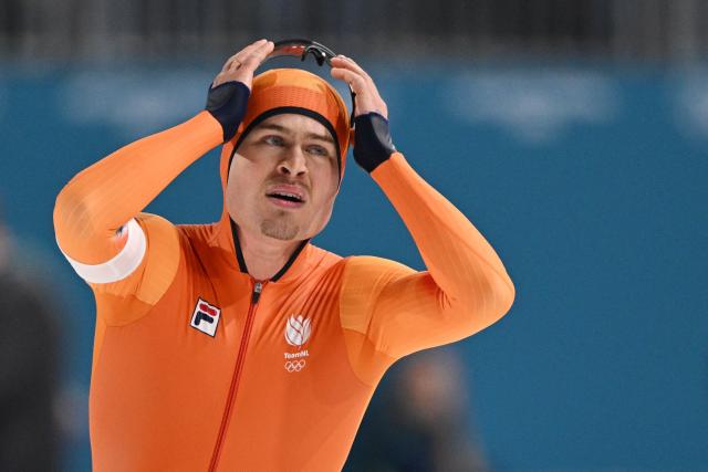 Netherland's Joep Wennemars reacts after competing in  the speed skating men's 1000m during the Milano Cortina 2026 Winter Olympic Games at Milano Speed Skating Stadium in Milan on February 11, 2026. (Photo by Daniel MUNOZ / AFP)