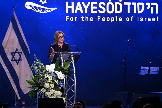 Victorian state Premier Jacinta Allan speaks during a Jewish community event for Israel’s President Isaac Herzog in Melbourne on February 12, 2026. Herzog's tightly secured, four-day trip aims to console Australia's Jewish community after the December shooting at Sydney's Bondi Beach that killed 15 people at a Hanukkah festival. (Photo by WILLIAM WEST / AFP)