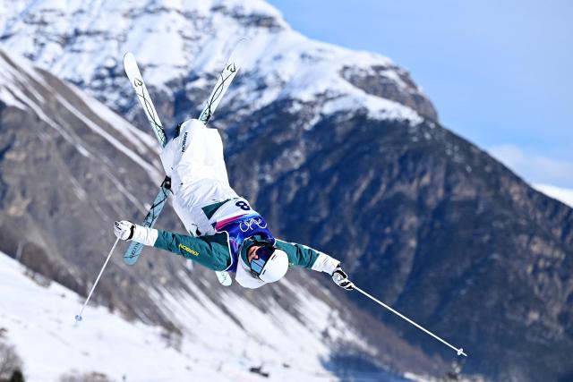 Australia's Jackson Harvey competes in the freestyle skiing men's moguls qualification 2 during the Milano Cortina 2026 Winter Olympic Games at Livigno Aerials & Moguls Park, in Livigno (Valtellina), on February 12, 2026. (Photo by Kirill KUDRYAVTSEV / AFP)