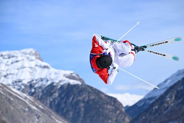 France's Paul Andrea Gay competes in the freestyle skiing men's moguls qualification 2 during the Milano Cortina 2026 Winter Olympic Games at Livigno Aerials & Moguls Park, in Livigno (Valtellina), on February 12, 2026. (Photo by Kirill KUDRYAVTSEV / AFP)