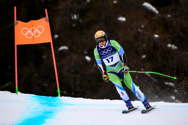 Slovenia's Ilka Stuhec reacts after missing a gate in the women's super-G event during the Milano Cortina 2026 Winter Olympic Games at the Tofane Alpine Skiing Centre in Cortina d’Ampezzo on February 12, 2026. (Photo by Marco BERTORELLO / AFP)