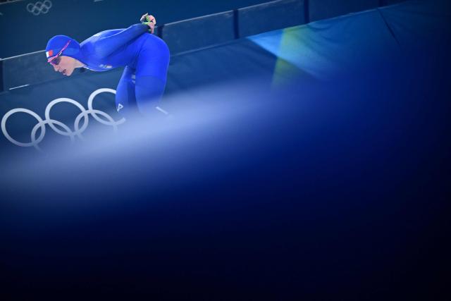Italy's Francesca Lollobrigida competes in the speed skating women's 5000m during the Milano Cortina 2026 Winter Olympic Games at Milano Speed Skating Stadium in Milan on February 12, 2026. (Photo by JULIEN DE ROSA / AFP)