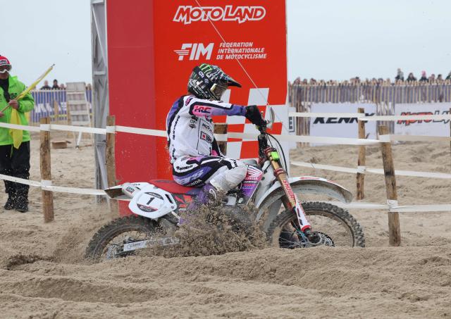Audomarois' driver Adrien Van Beveren performs during the "vintage" race as part of the 50th edition of the Enduropale "vintage" beach race event in Le Touquet Paris Plage, northern France on February 13, 2026. (Photo by Francois LO PRESTI / AFP)