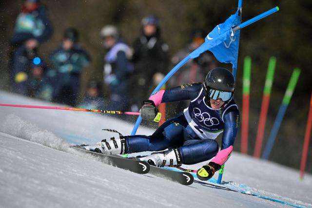 Sara Hector Sweden's competes in the first run of the women's giant slalom event during the Milano Cortina 2026 Winter Olympic Games at the Tofane Alpine Skiing Centre in Cortina d’Ampezzo on February 15, 2026. (Photo by Tiziana FABI / AFP)