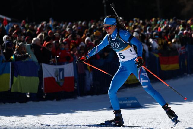Italy's Lisa Vittozzi skis during the women's biathlon 10km pursuit event during the Milano Cortina 2026 Winter Olympic Games at the Anterselva Biathlon Arena (Sudtirol Arena) in Anterselva (Val Pusteria) on February 15, 2026. (Photo by FRANCK FIFE / AFP)