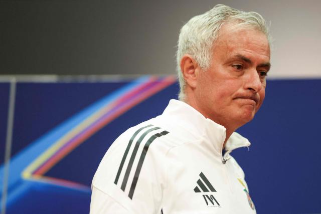Benfica’s coach Jose Mourinho arrives for a press conference on the eve of their UEFA Champions League knockout round play-off first leg football match against Real Madrid at Benfica Campus in Seixal, outskirts of Lisbon, on February 16, 2026. (Photo by PATRICIA DE MELO MOREIRA / AFP)