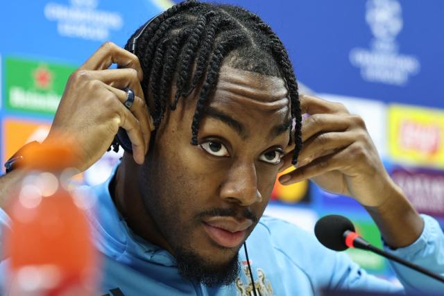 Newcastle United's English midfielder #20 Anthony Elanga attends a press conference at the Tofiq Bahramov Republican Stadium in Baku on February 17, 2026, on the eve of the UEFA Champions League knockout phase play-off first leg football match between Qarabag and Newcastle. (Photo by Giorgi ARJEVANIDZE / AFP)
