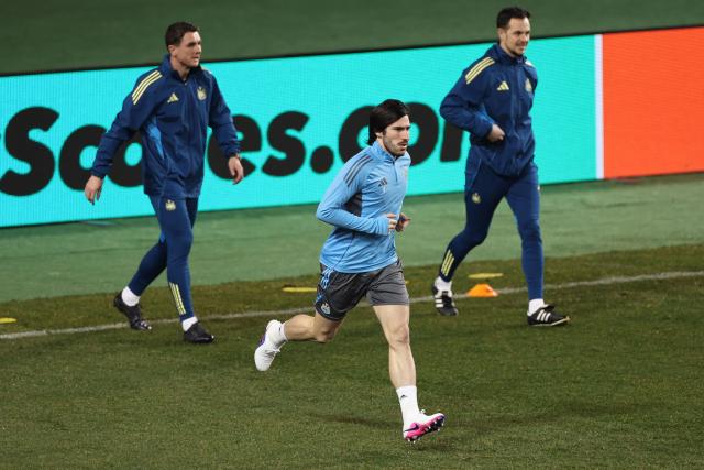 Newcastle United's Italian midfielder #08 Sandro Tonali attends a training session at the Tofiq Bahramov Republican Stadium in Baku on February 17, 2026, on the eve of the UEFA Champions League knockout phase play-off first leg football match between Qarabag and Newcastle. (Photo by Giorgi ARJEVANIDZE / AFP)