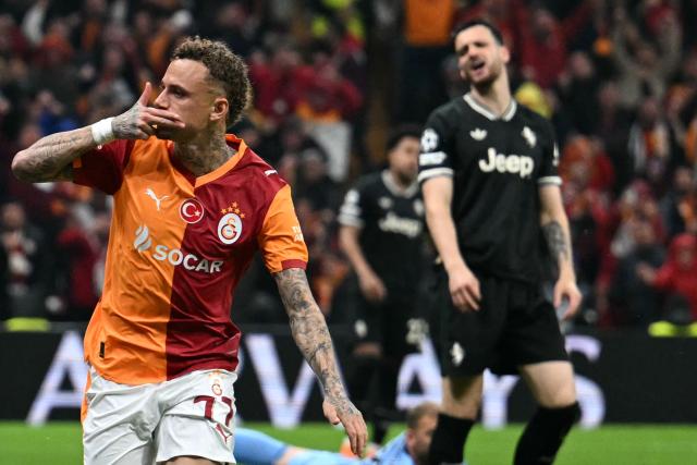 Galatasaray's Dutch forward #77 Noa Lang celebrates scoring his team's second goal during the UEFA Champions League, knockout round play-off 1st leg, football match between Galatasaray SK and Juventus FC at the Rams Park in Istanbul on February 17, 2026. (Photo by OZAN KOSE / AFP)