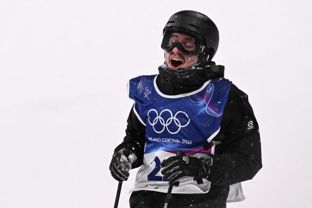 France's Matias Roche reacts after competing in the freestyle skiing men's freeski big air final run 3 during the Milano Cortina 2026 Winter Olympic Games at Livigno Snow Park, in Livigno (Valtellina), on February 17, 2026. (Photo by Kirill KUDRYAVTSEV / AFP)
