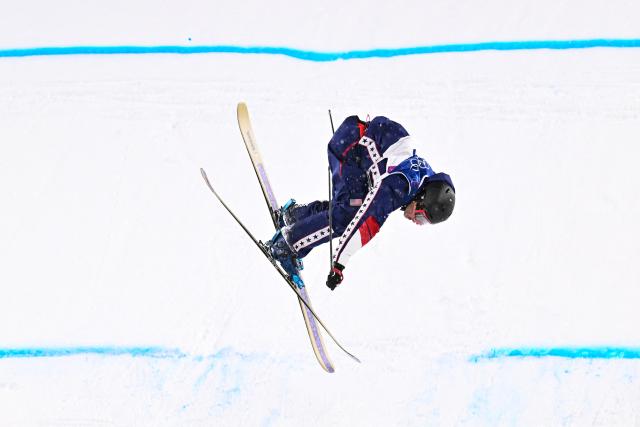 USA's Troy Podmilsak competes in the freestyle skiing men's freeski big air final run 3 during the Milano Cortina 2026 Winter Olympic Games at Livigno Snow Park, in Livigno (Valtellina), on February 17, 2026. (Photo by Kirill KUDRYAVTSEV / AFP)