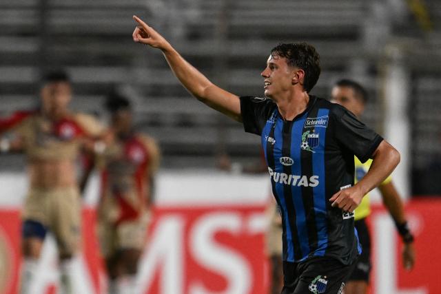 Liverpool's Argentine defender #03 Santiago Strasorier celebrates after scoring his team's first goal during the Copa Libertadores phase two first-leg football match between Uruguay's Liverpool and Colombia's Independiente Medellin at the Alfredo Victor Viera Park Stadium in Montevideo on February 17, 2026. (Photo by Eitan ABRAMOVICH / AFP)