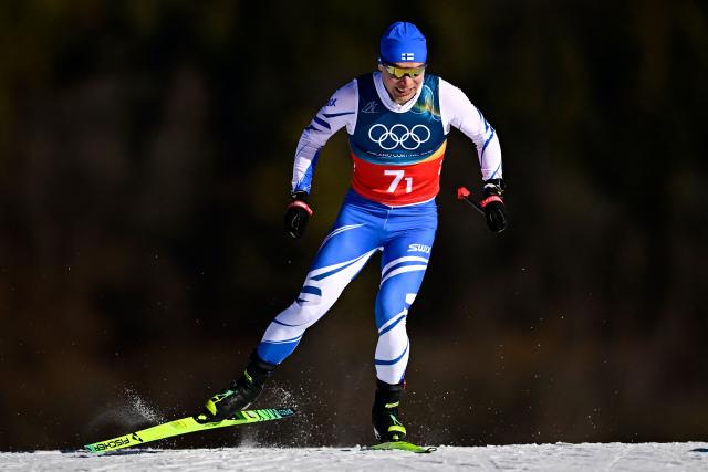 Finland's Lauri Vuorinen competes during the men's team cross country free sprint qualification event of the Milano Cortina 2026 Winter Olympic Games at Tesero Cross-Country Skiing Stadium in Lago di Tesero (Val di Fiemme), on February 18, 2026. (Photo by Tobias SCHWARZ / AFP)