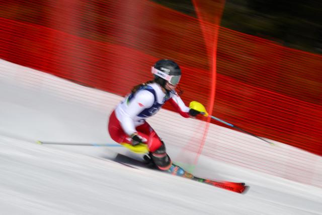 Poland's Aniela Sawicka competes in the first run of the women's slalom event during the Milano Cortina 2026 Winter Olympic Games at the Tofane Alpine Skiing Centre in Cortina d’Ampezzo on February 18, 2026. (Photo by Marco BERTORELLO / AFP)