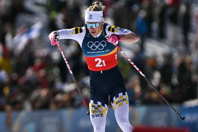 Sweden's Jonna Sundling competes during the women's team cross country free sprint final event of the Milano Cortina 2026 Winter Olympic Games at Tesero Cross-Country Skiing Stadium in Lago di Tesero (Val di Fiemme), on February 18, 2026. (Photo by Javier SORIANO / AFP)