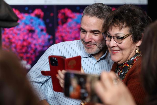 Mexican director Fernando Eimbcke poses for a selfie after attending a press conference for the film "Moscas" (Flies) presented in competition at the 76th Berlinale, Europe's first major film festival of the year, in Berlin on February 18, 2026. (Photo by Ronny HARTMANN / AFP)