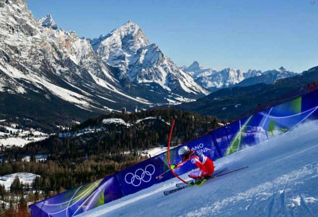 Switzerland's Wendy Holdener competes in the second run of the women's slalom event during the Milano Cortina 2026 Winter Olympic Games at the Tofane Alpine Skiing Centre in Cortina d’Ampezzo on February 18, 2026. (Photo by Stefano RELLANDINI / AFP)