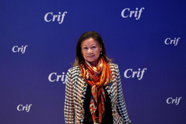 Mayor of Paris' 8th arrondissement Jeanne d'Hauteserre arrives to attend the annual dinner of the Representative Council of Jewish Institutions of France (CRIF - Conseil Representatif des Institutions juives de France) at the Louvre Carrousel in Paris on February 19, 2026. (Photo by GEOFFROY VAN DER HASSELT / AFP)